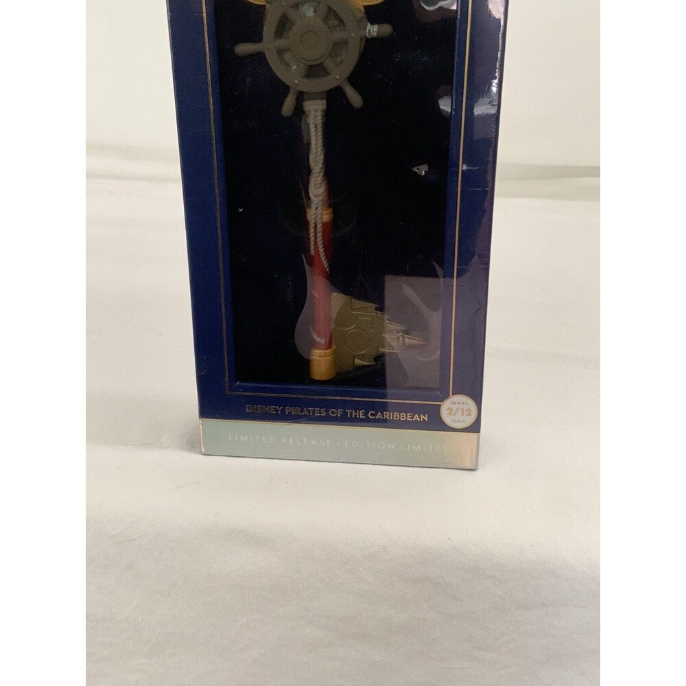 Disney Mickey Mouse The Main Attraction Key Pirates of the Caribbean 2/12 BNWT - Picture 3 of 7
